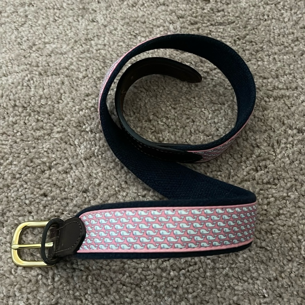 Vineyard vine kids belt size 30